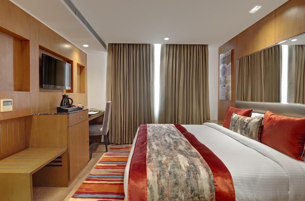 Beacon Hotel Nirman Vihar Neu-Delhi Exterior foto